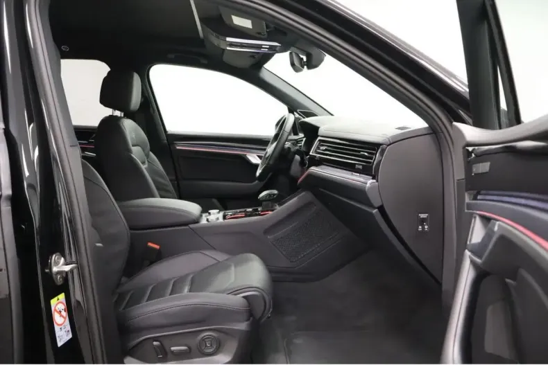 Volkswagen Touareg din 2025 cu 28.881 km - oferta VOL178820 - foto 29