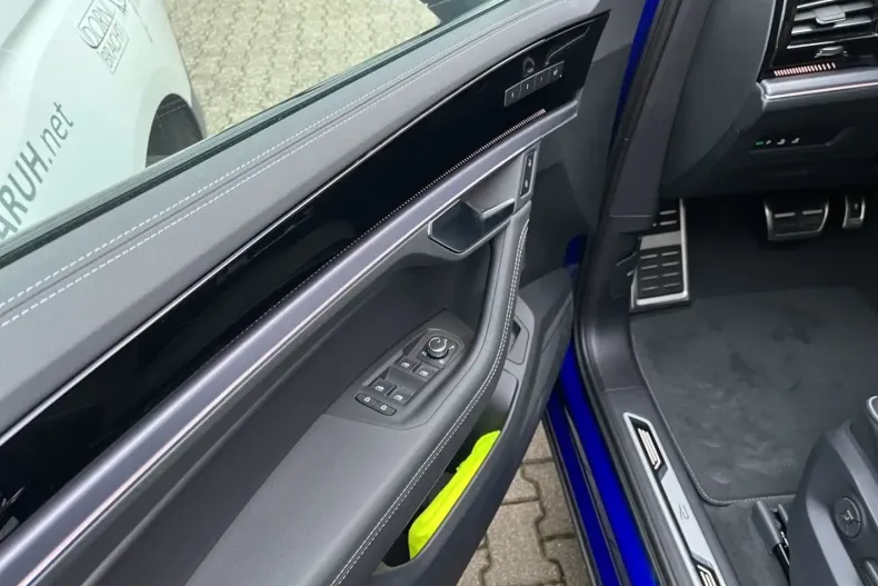 Volkswagen Touareg din 2025 cu 29.500 km - oferta VOL178822 - foto 11