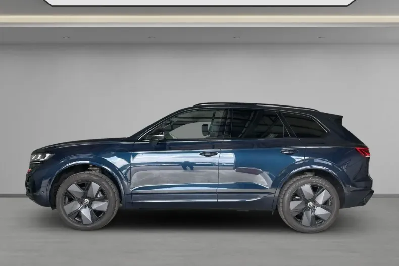 Volkswagen Touareg din 2024 cu 30.000 km - oferta VOL178823 - foto 3