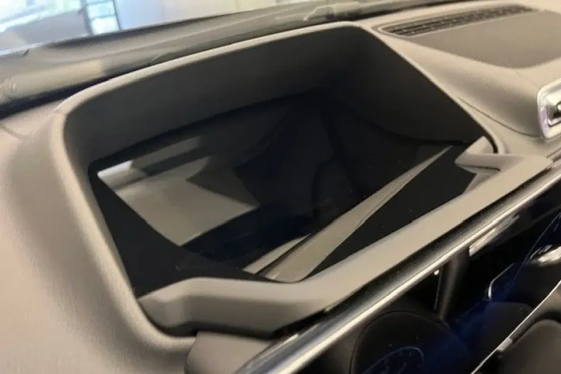 Mercedes-Benz S 580 (Clasa S) din 2024 cu 15.157 km - oferta MER178824 - foto 8