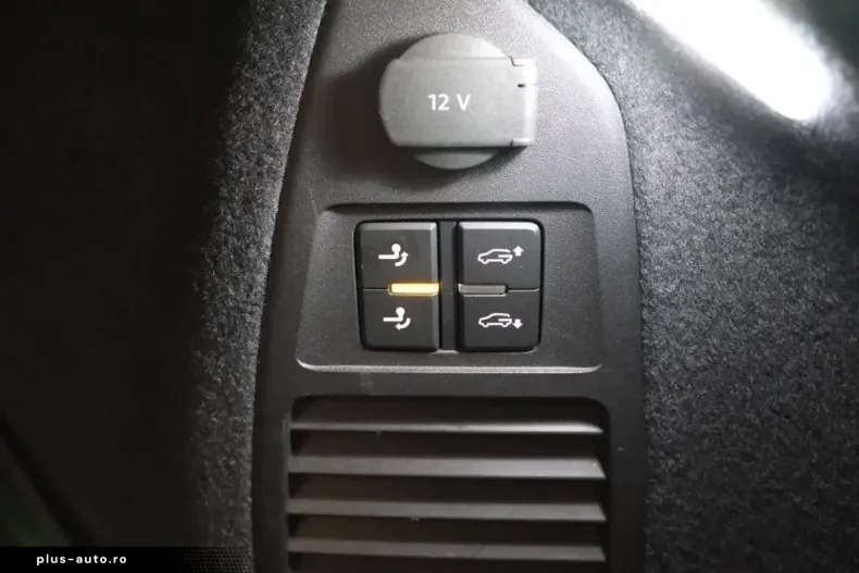 Volkswagen Touareg din 2024 cu 29.900 km - oferta VOL178825 - foto 32