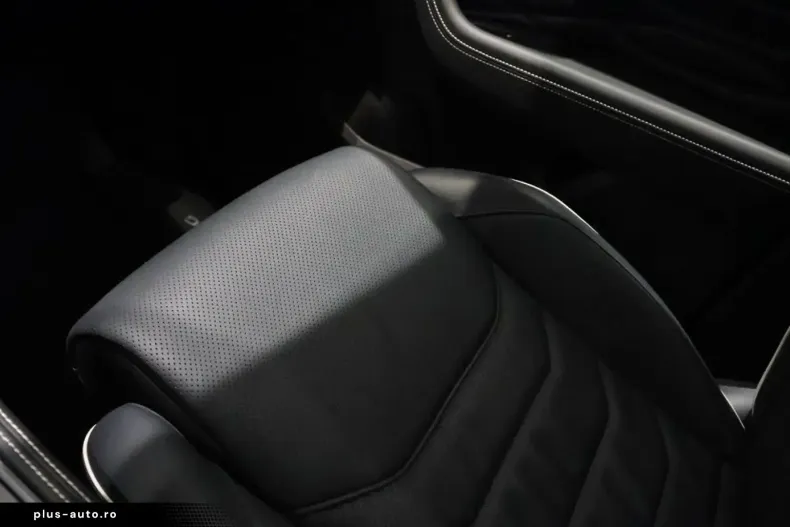 Volkswagen Touareg din 2024 cu 29.900 km - oferta VOL178825 - foto 34