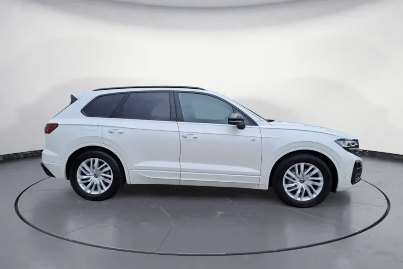 Volkswagen Touareg din 2024 cu 14.448 km - oferta VOL178827 - foto 6