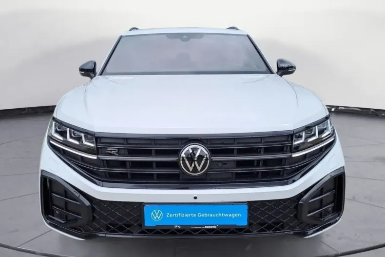 Volkswagen Touareg din 2024 cu 14.448 km - oferta VOL178827 - foto 7