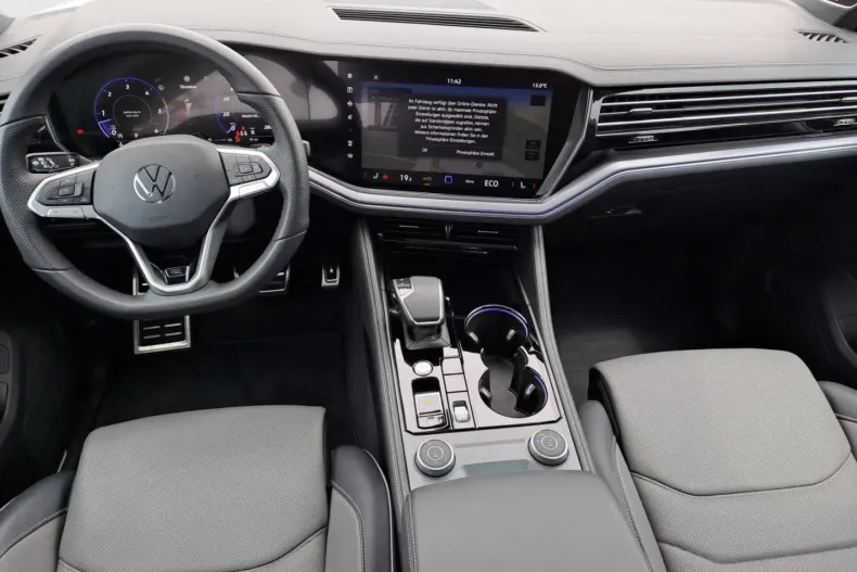 Volkswagen Touareg din 2024 cu 14.448 km - oferta VOL178827 - foto 11