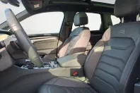 Volkswagen Touareg din 2025 cu 15.335 km - oferta VOL178839 - foto 8