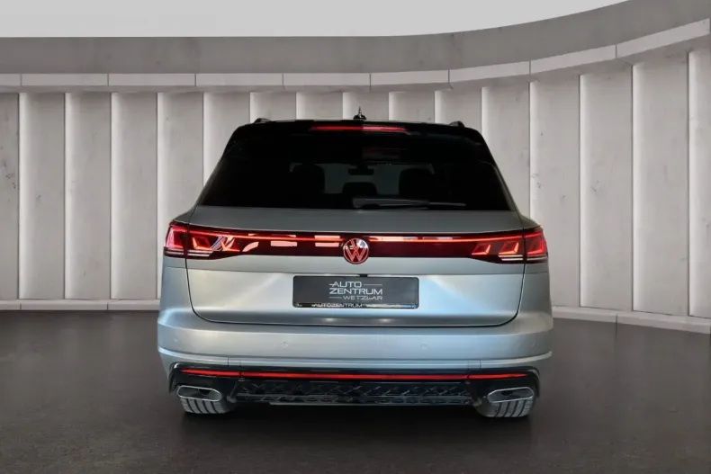 Volkswagen Touareg din 2024 cu 14.900 km - oferta VOL178842 - foto 8