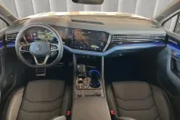 Volkswagen Touareg din 2024 cu 14.900 km - oferta VOL178842 - foto 11