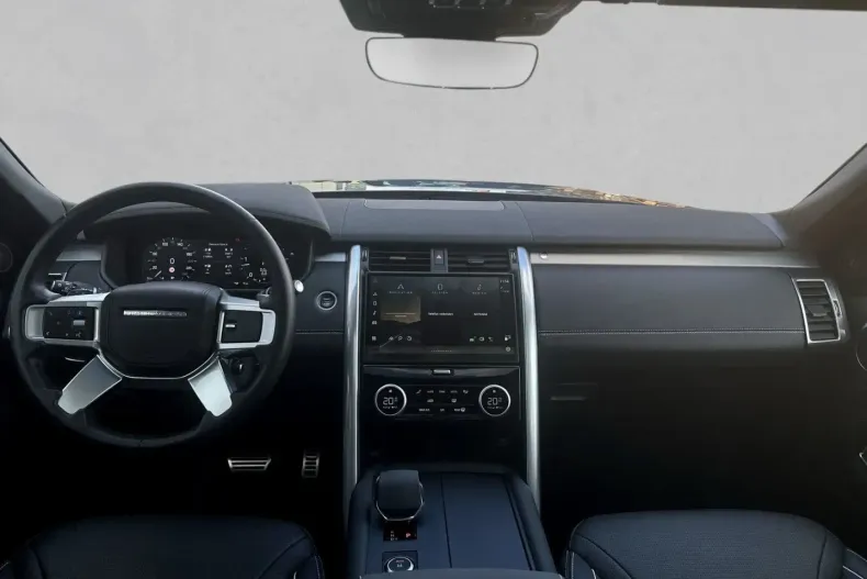 Land Rover Discovery din 2024 cu 20.482 km - oferta LAN178845 - foto 4