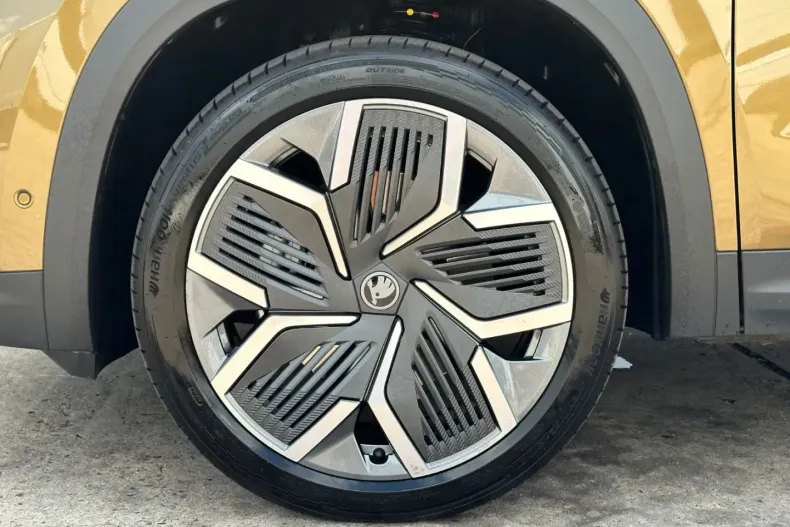 Skoda Kodiaq din 2024 cu 20.527 km - oferta SKO178857 - foto 7