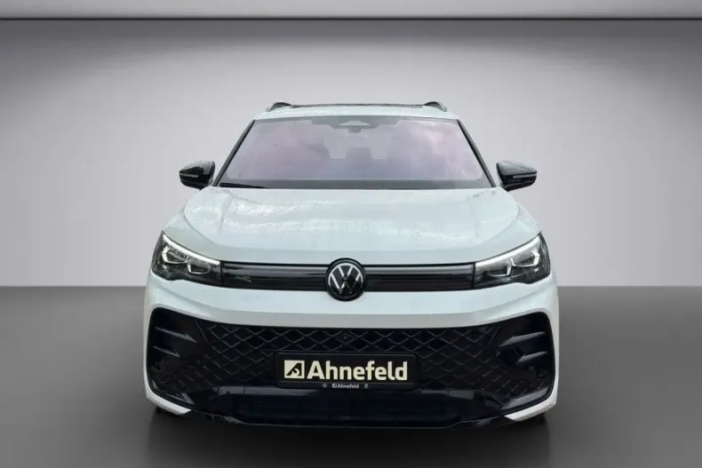 Volkswagen Tiguan din 2024 cu 15.800 km - oferta VOL178858 - foto 8