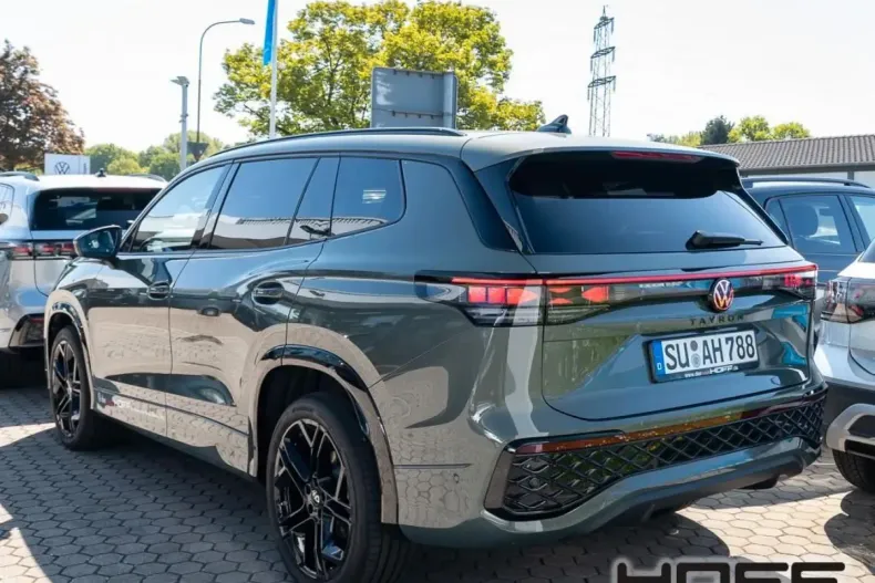 Volkswagen Tayron din 2025 cu 19.900 km - oferta VOL178859 - foto 2
