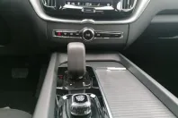 Volvo XC60 din 2022 cu 26.961 km - oferta VOL178865 - foto 16