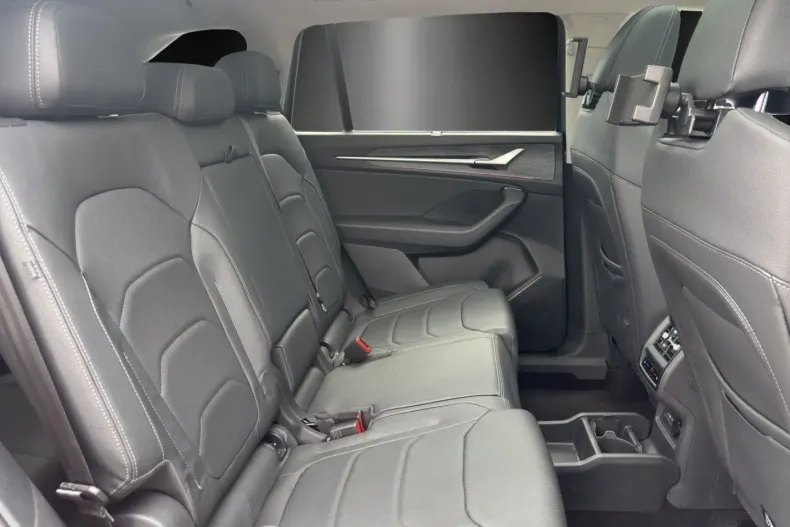 Skoda Kodiaq din 2024 cu 19.990 km - oferta SKO178867 - foto 15