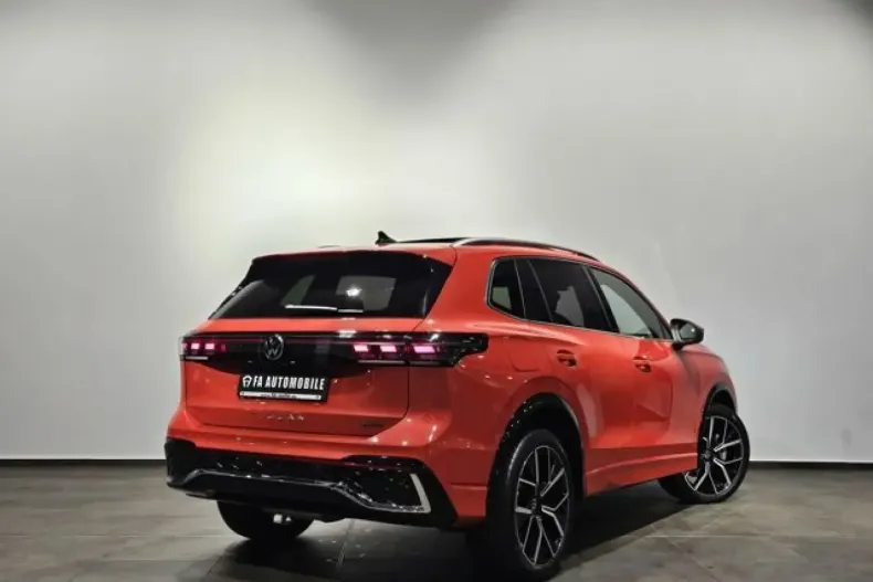 Volkswagen Tiguan din 2024 cu 15.300 km - oferta VOL178868 - foto 9