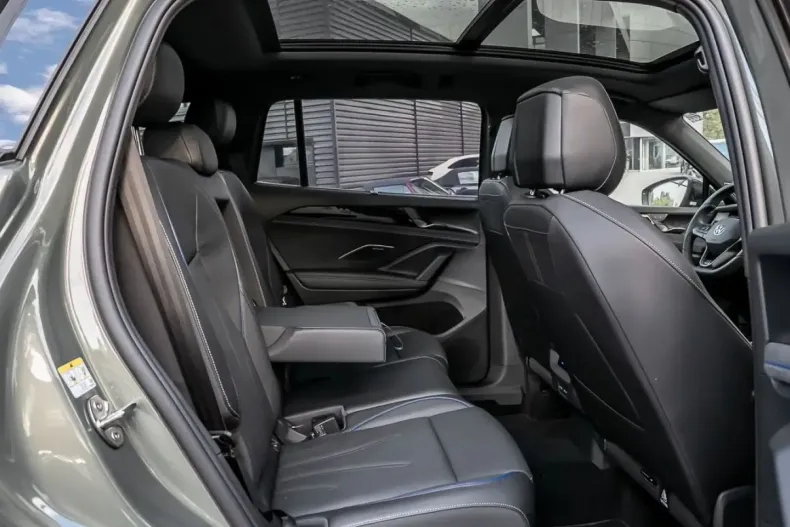 Volkswagen Tayron din 2025 cu 10.000 km - oferta VOL178874 - foto 8