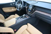 Volvo XC60 din 2023 cu 29.800 km - oferta VOL178891 - foto 13