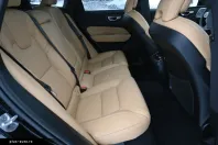 Volvo XC60 din 2023 cu 29.800 km - oferta VOL178891 - foto 15