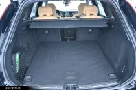 Volvo XC60 din 2023 cu 29.800 km - oferta VOL178891 - foto 16