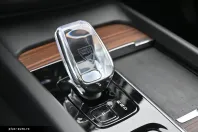 Volvo XC60 din 2023 cu 29.800 km - oferta VOL178891 - foto 25