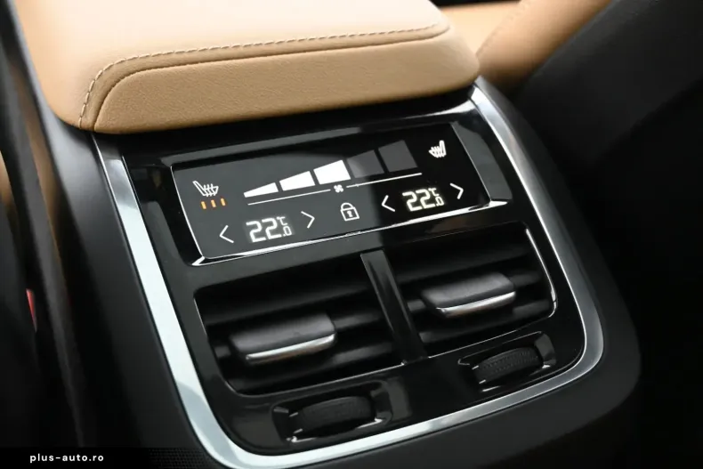 Volvo XC60 din 2023 cu 29.800 km - oferta VOL178891 - foto 26