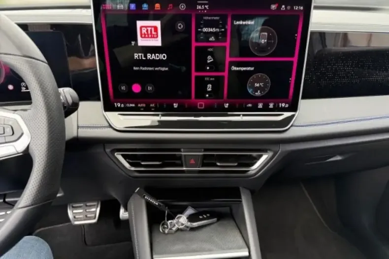 Volkswagen Tiguan din 2024 cu 19.900 km - oferta VOL178893 - foto 9