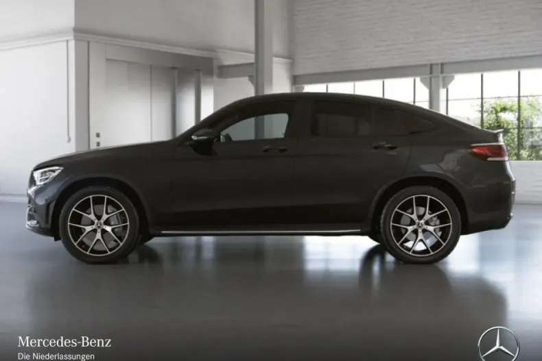 Mercedes-Benz GLC 300 din 2022 cu 31.850 km - oferta MER178900 - foto 4