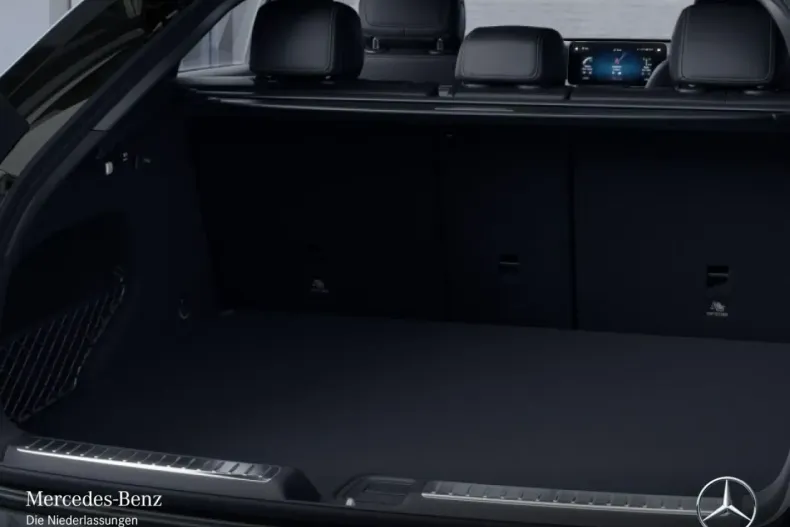 Mercedes-Benz GLC 300 din 2022 cu 31.850 km - oferta MER178900 - foto 7