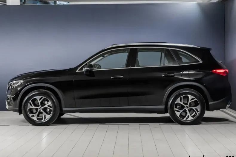 Mercedes-Benz GLC 300 din 2024 cu 12.736 km - oferta MER178906 - foto 3