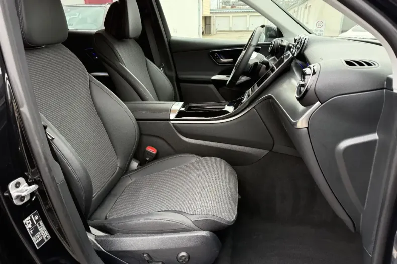 Mercedes-Benz GLC 220 din 2024 cu 37.060 km - oferta MER178907 - foto 13