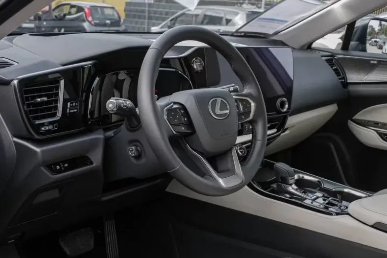 Lexus NX 350h din 2025 cu 5.000 km - oferta LEX178909 - foto 15