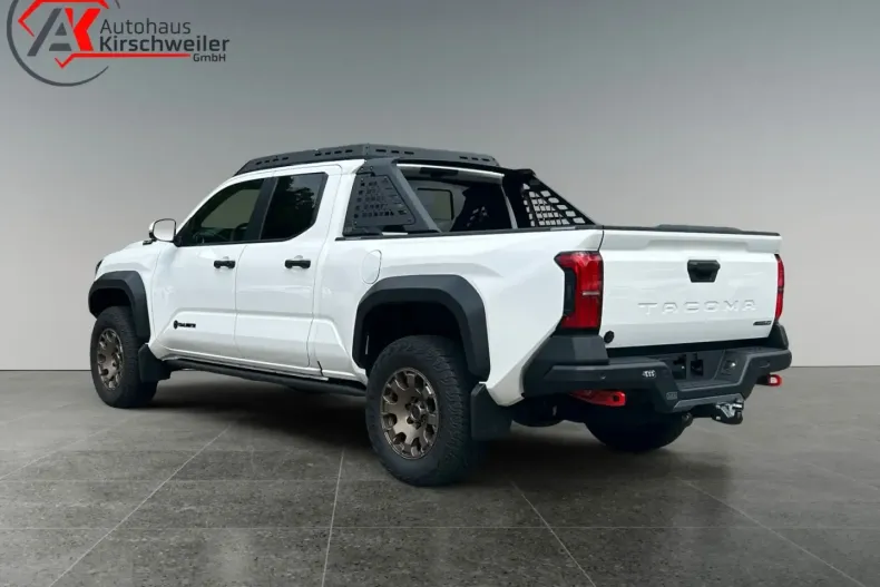 Toyota Tacoma din 2025 cu 5.800 km - oferta TOY178910 - foto 3