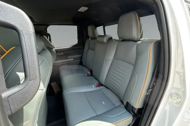 Toyota Tacoma din 2025 cu 5.800 km - oferta TOY178910 - foto 13