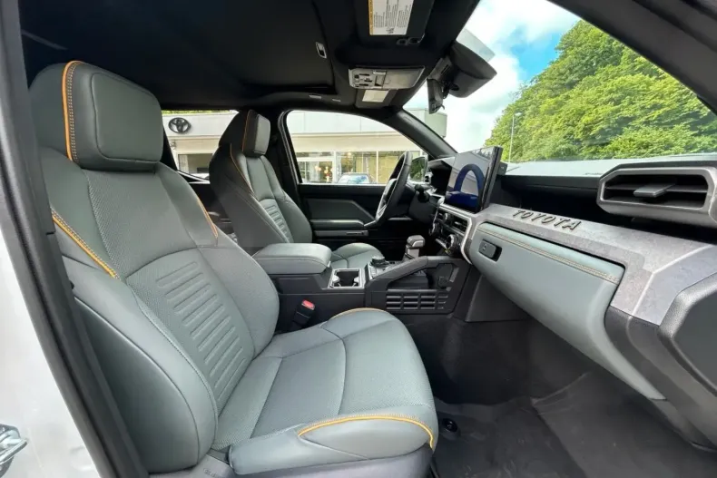 Toyota Tacoma din 2025 cu 5.800 km - oferta TOY178910 - foto 16