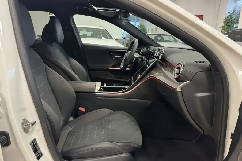 Mercedes-Benz C 300 (Clasa C) din 2023 cu 13.265 km - oferta MER178911 - foto 17