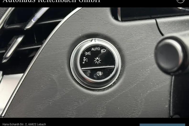 Mercedes-Benz E 220 (Clasa E) din 2024 cu 8.106 km - oferta MER178912 - foto 24