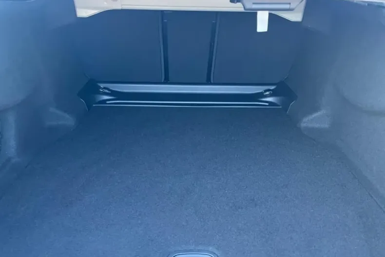 Mercedes-Benz E 220 din 2024 cu 12.900 km - oferta MER178913 - foto 13