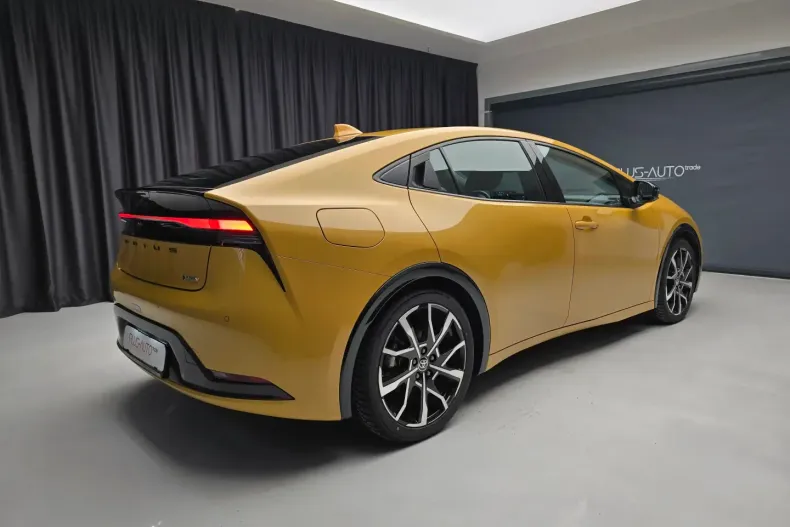 Toyota Prius din 2023 cu 29.100 km - oferta TOY178923 - foto 11