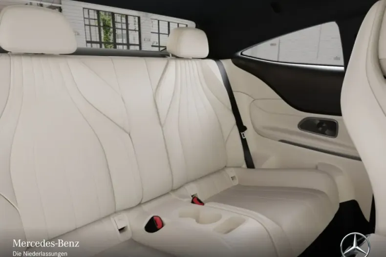 Mercedes-Benz CLE 200 din 2024 cu 11.418 km - oferta MER178926 - foto 10