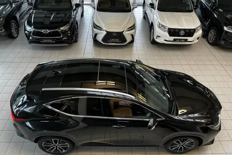 Lexus NX 350h din 2025 cu 15 km - oferta LEX178928 - foto 4