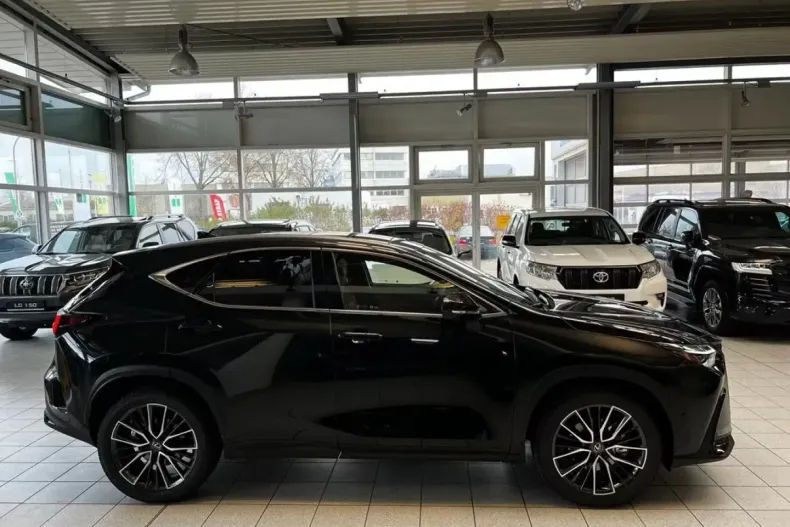 Lexus NX 350h din 2025 cu 15 km - oferta LEX178928 - foto 5