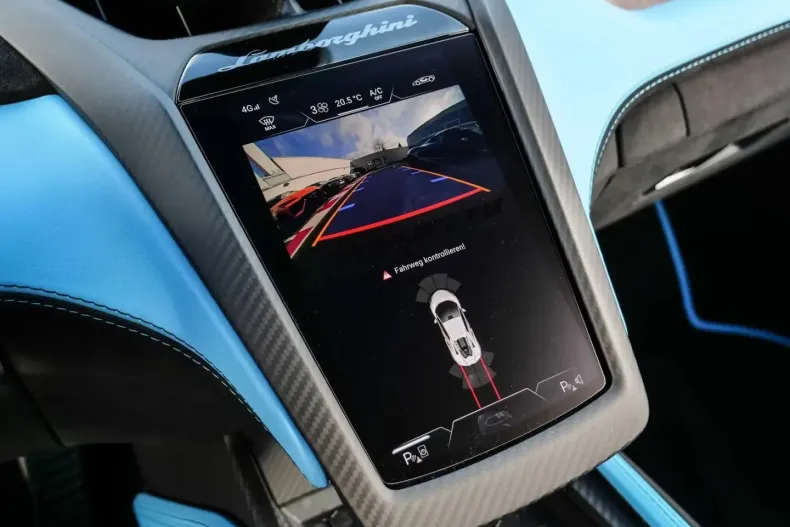 Lamborghini Revuelto din 2024 cu 6.500 km - oferta LAM178929 - foto 18