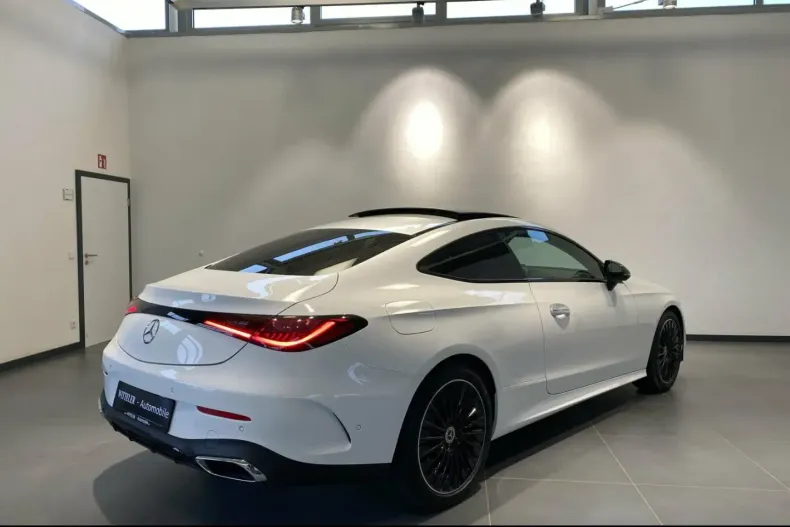 Mercedes-Benz CLE 200 din 2024 cu 9.067 km - oferta MER178934 - foto 9