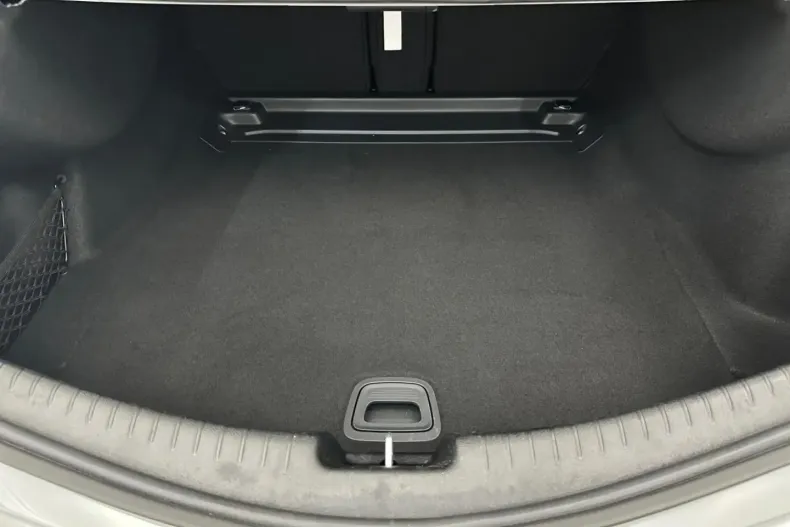 Mercedes-Benz CLE 200 din 2024 cu 15.451 km - oferta MER178935 - foto 6