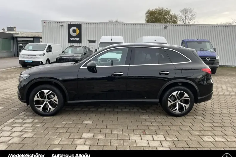 Mercedes-Benz GLC 300 din 2024 cu 27.447 km - oferta MER178937 - foto 2