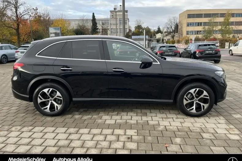 Mercedes-Benz GLC 300 din 2024 cu 27.447 km - oferta MER178937 - foto 6