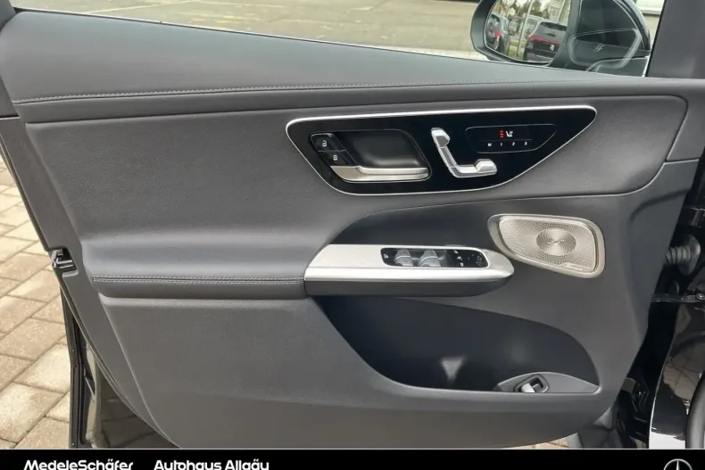 Mercedes-Benz GLC 300 din 2024 cu 27.447 km - oferta MER178937 - foto 9