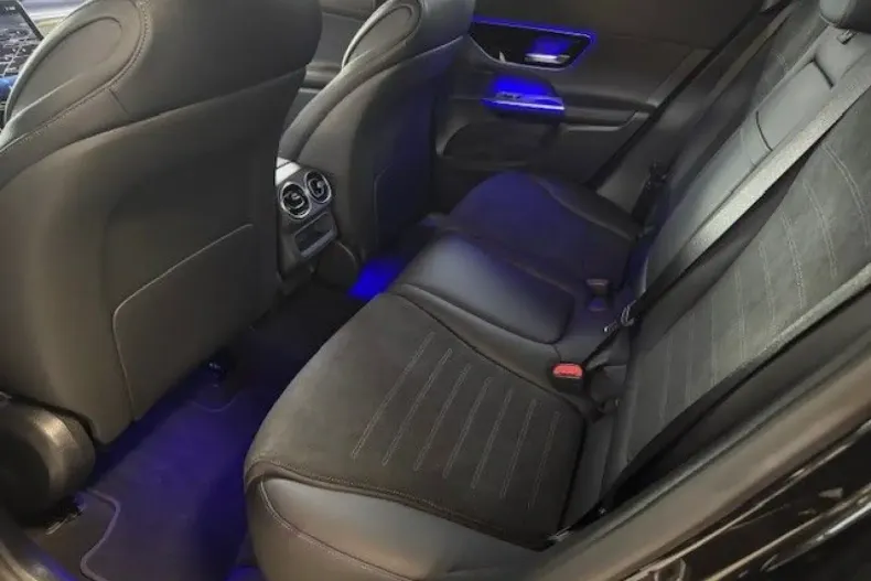 Mercedes-Benz GLC 220 din 2024 cu 9.500 km - oferta MER178938 - foto 16