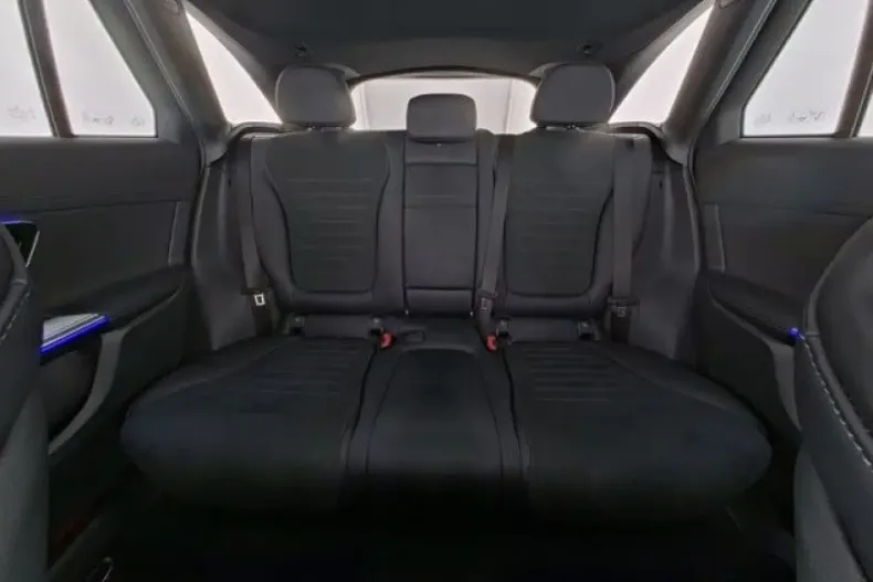 Mercedes-Benz GLC 220 din 2024 cu 9.500 km - oferta MER178938 - foto 18