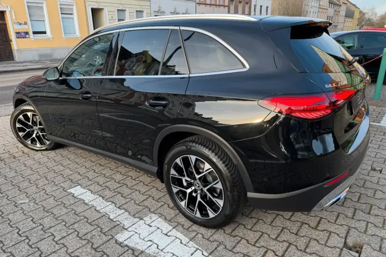 Mercedes-Benz GLC 200 din 2025 cu 13.900 km - oferta MER178939 - foto 6